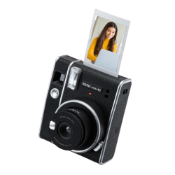 Fujifilm Instax Mini 40 Starter Kit | Black | IC0182